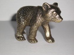 Soška medvídek stojící velký - bronz masiv