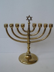 Židovský svícen, mosaz